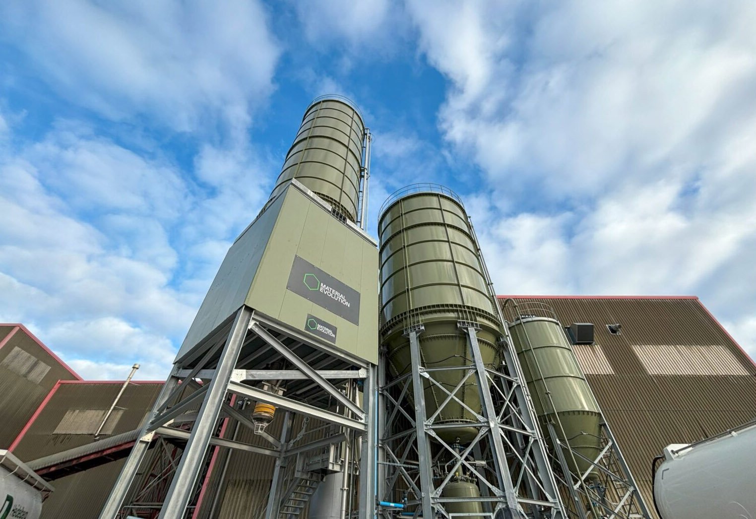 UK’s Material Evolution launched green cement factory
