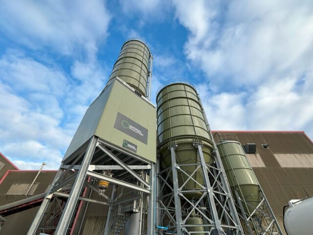 UK pilot project of ultra-low carbon cement by CRH