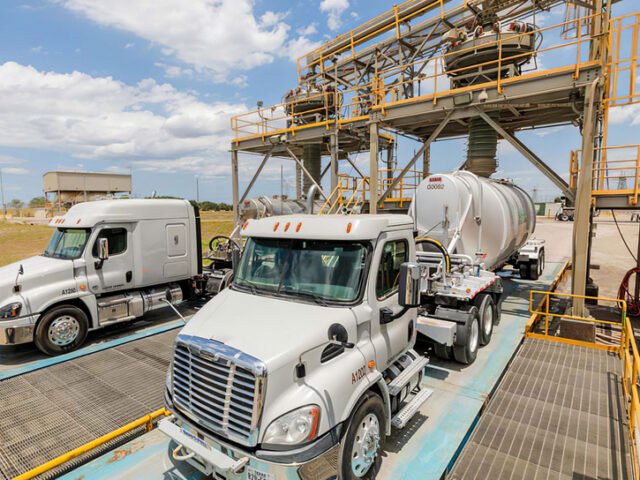 EMT leads the US carbon reduction with SCMs
