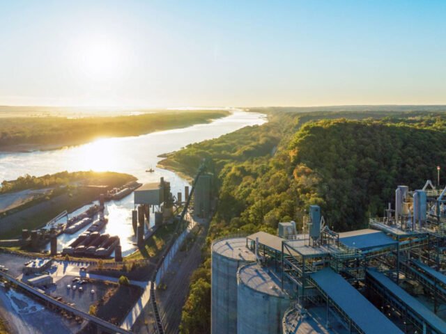 Amrize expands their flagship US cement plant