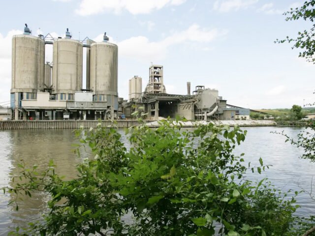 Heidelberg Materials will close Ranville cement plant in France