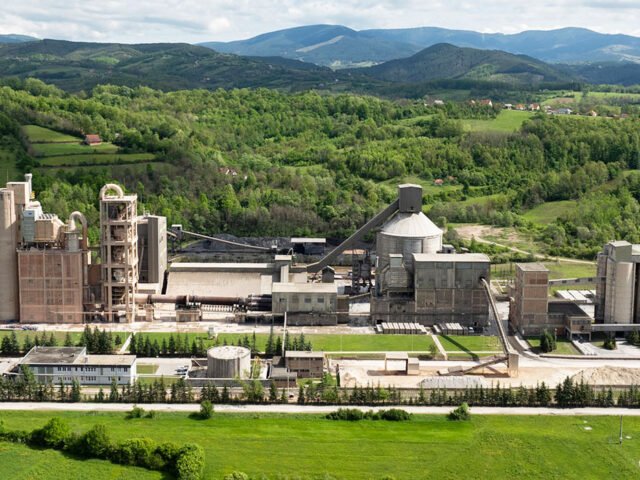 Titan Group expands its low-carbon strategy in Serbia