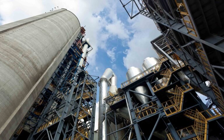 Verkhnebakansky cement